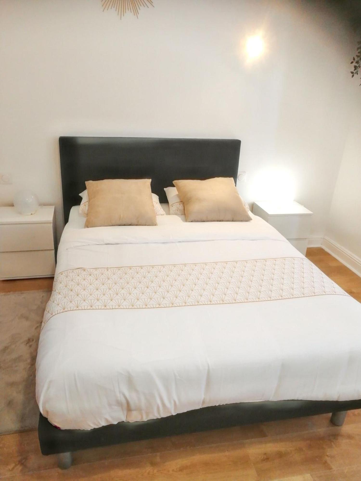Apartment Cosy En Plein Centre D'amiens 19 M² Parking